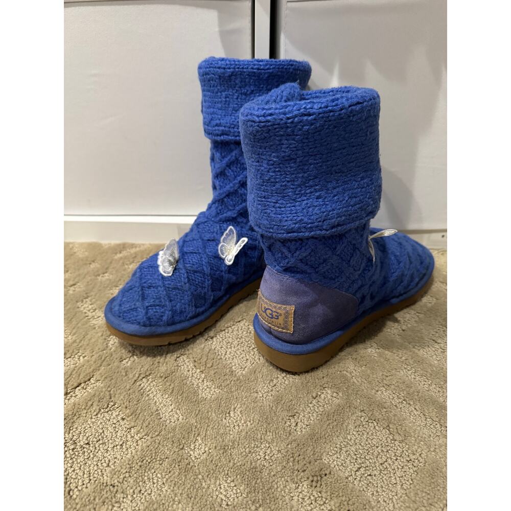 MSRP: $120 ✨ UGG Upcycled Lattice Cardy Butterfly Boots | Youth 4 / Women’s 5 ✨ - Picture 3 of 9